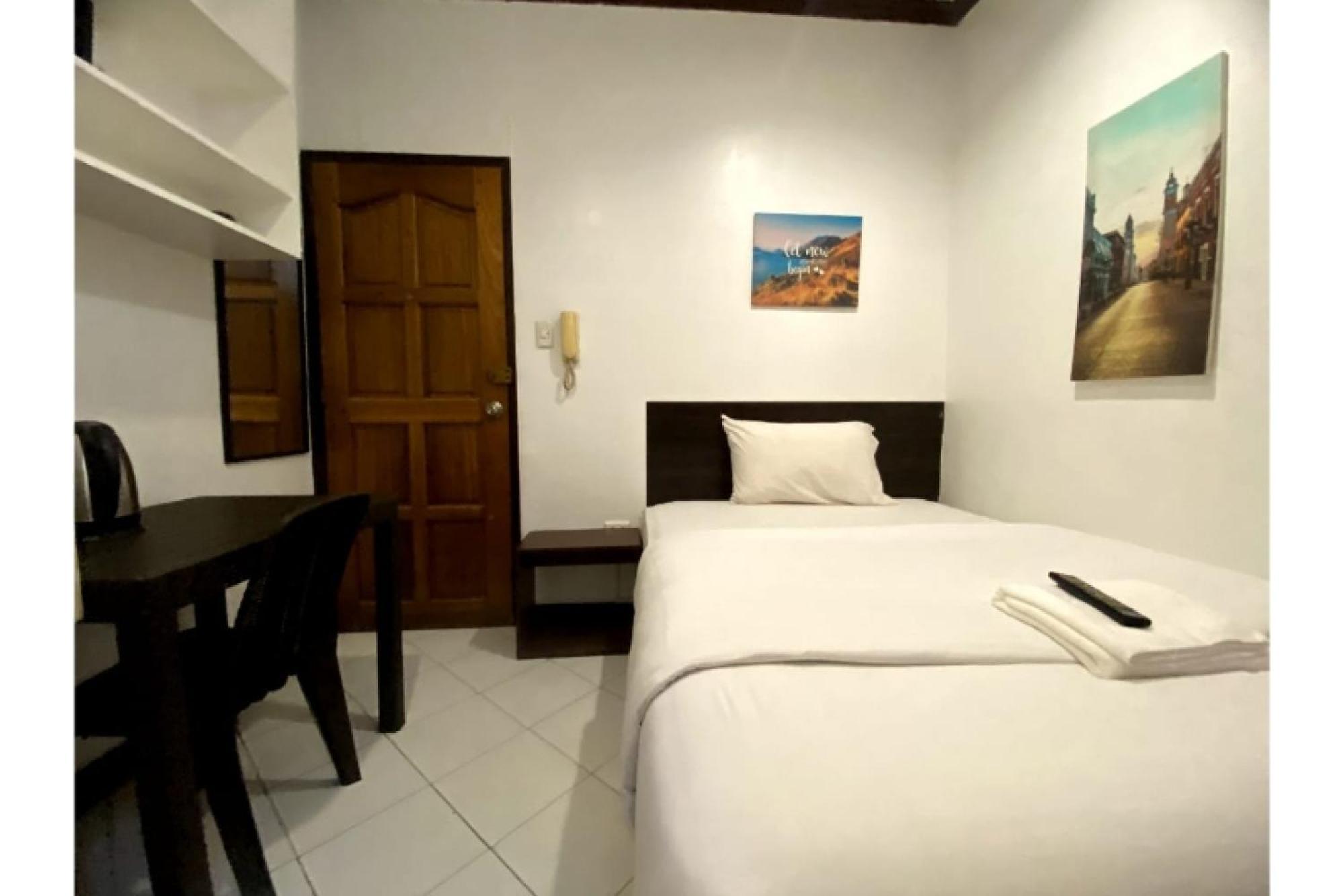 Oyo 857 Makati Avenue